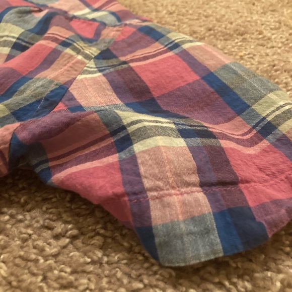 This is a saint johns, Bay quality, menswear, formal dress shirt - Picture 12 of 12